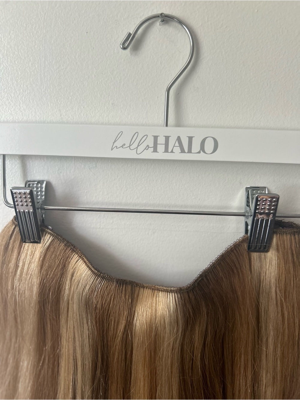 Halo Hair Extensions - Picture 3 of 5